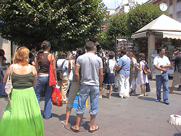 Mago en Mallorca para Cenas de Empresa - Magia Promocional - Presentación de Productos