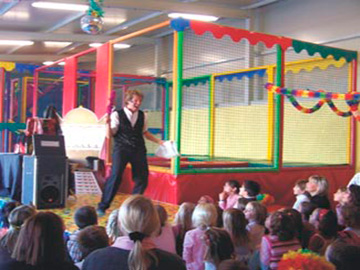 Birthday magician to Mallorca