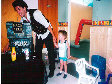 Birthday magician to Mallorca